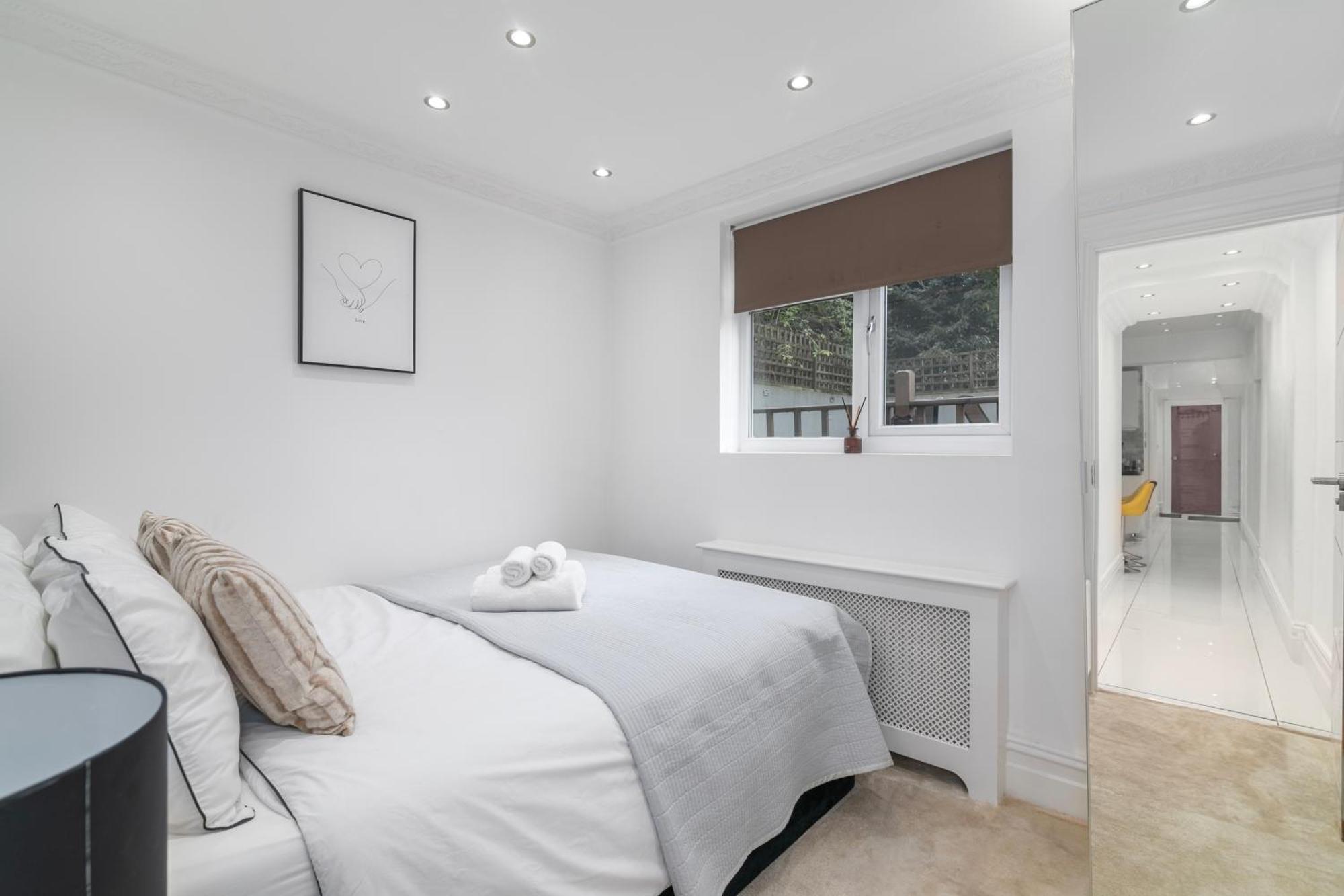 Elegant 2 Bed Garden Flat, London, Paddington! Apartman Kültér fotó